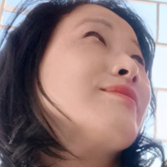 Meet your Posher, Sentila - Picture 1 of 1